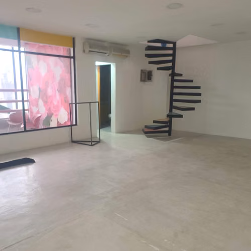 Local de 72.62 en Centro Comercial La Rambla Sn Rafael Escazú - Imagen 8
