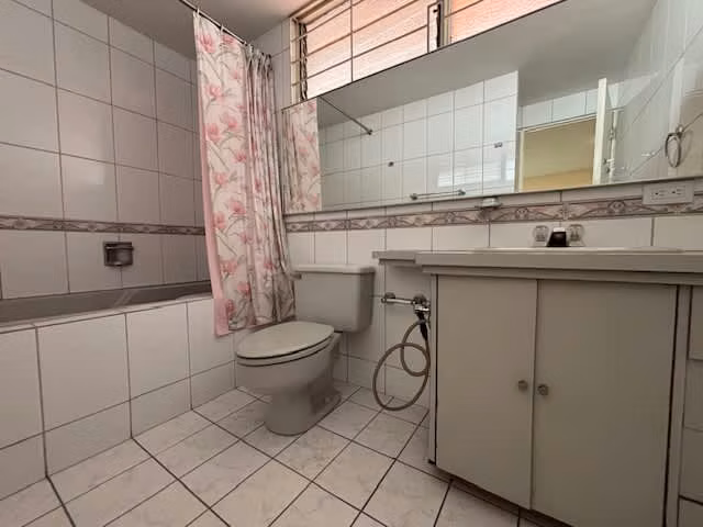 Venta de casa independiente con uso de suelo mixto, Barrio Escalante