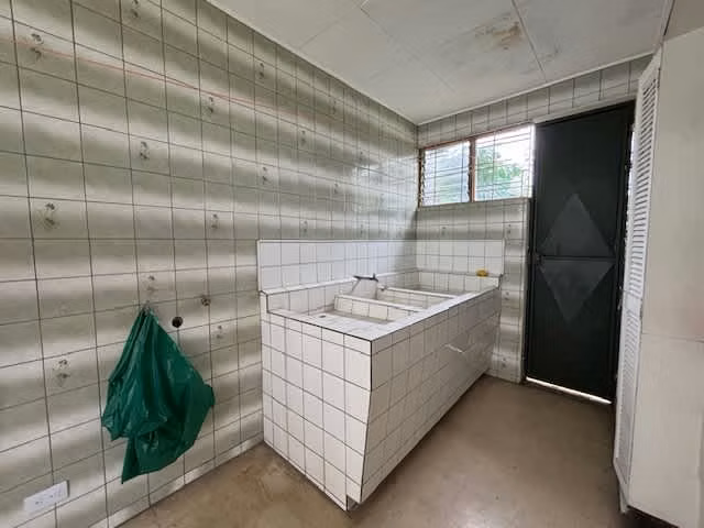 Venta de casa independiente con uso de suelo mixto, Barrio Escalante