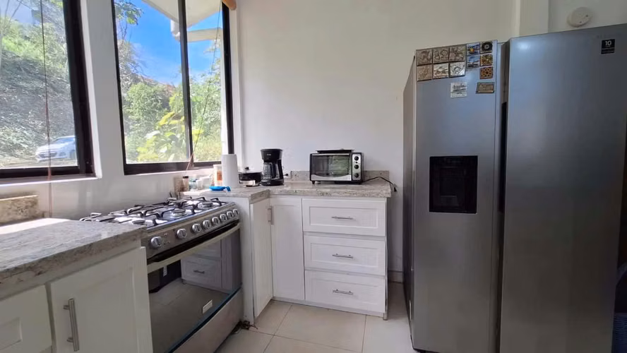 Casa de Lujo Lista para Vivir Cerca de Playa Blanca, Villa Leona