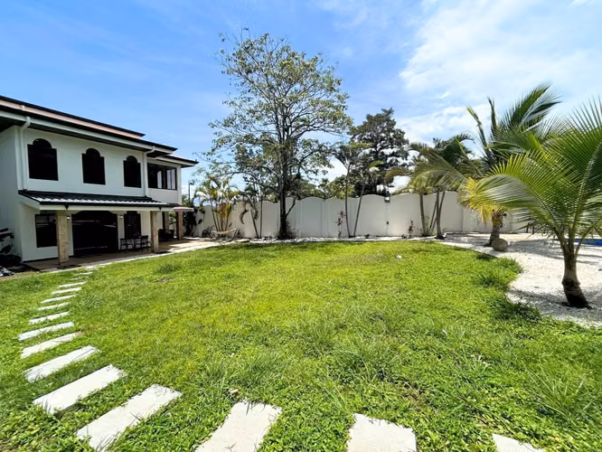 VENTA Y ALQUILER DE CASA EN RESIDENCIAL PIEDADES DE SANTA ANA* - Imagen 19