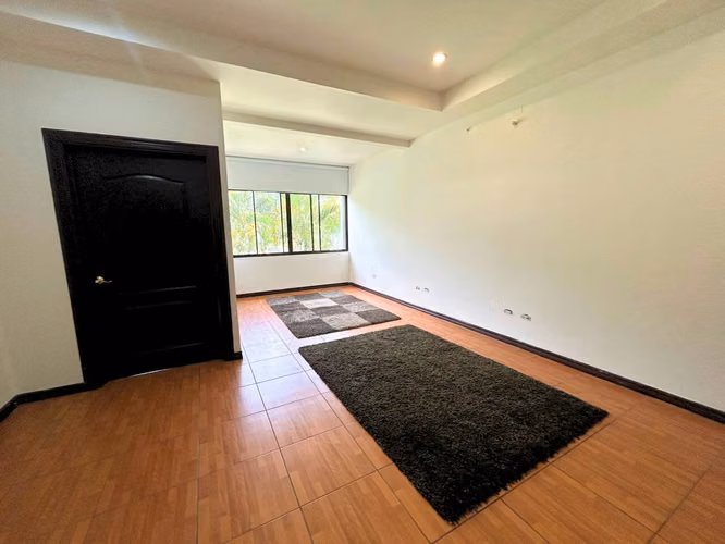 VENTA Y ALQUILER DE CASA EN RESIDENCIAL PIEDADES DE SANTA ANA* - Imagen 12