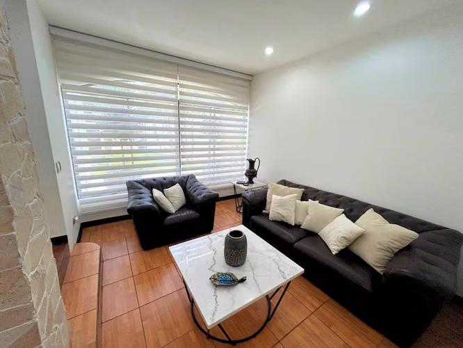 VENTA Y ALQUILER DE CASA EN RESIDENCIAL PIEDADES DE SANTA ANA* - Imagen 7