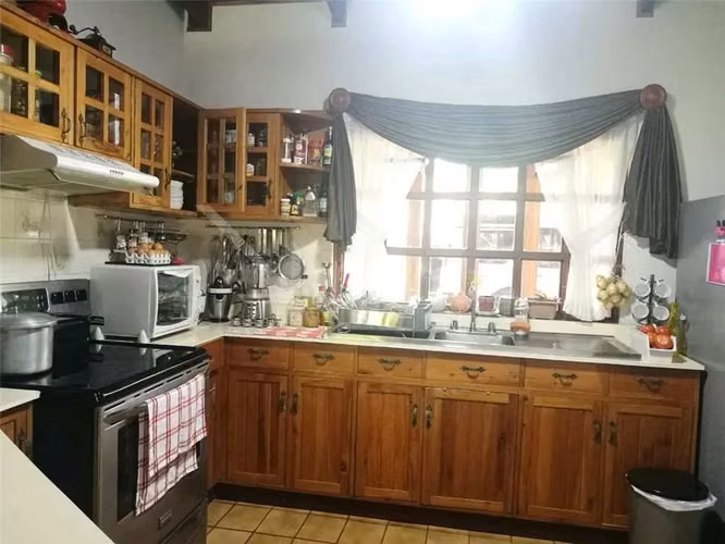 id 27229  En venta casa con amplia zona verde y apartamento