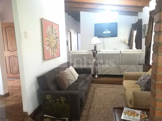 id 27229  En venta casa con amplia zona verde y apartamento