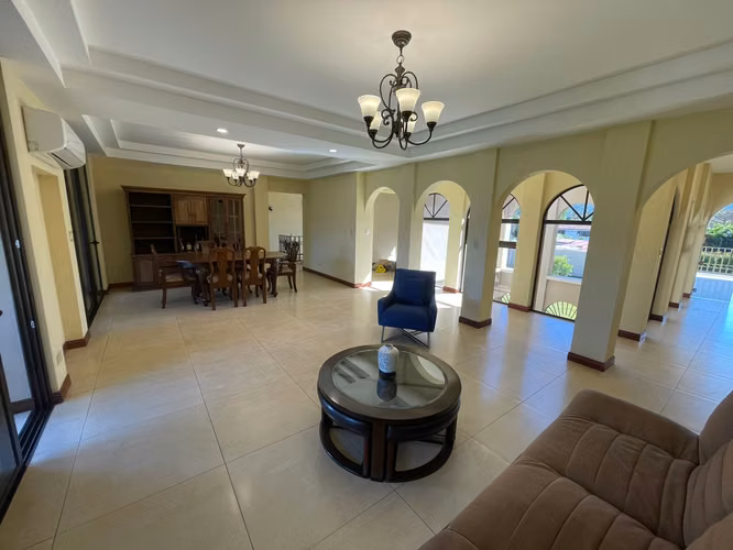 Alquiler de casa Residencial Cariari, Heredia.