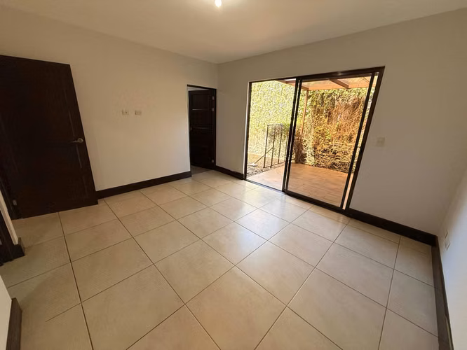 VENTA DE CASA EN CONDOMINIO LOS HIGUERONES, ALAJUELA* - Imagen 6