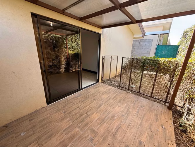 VENTA DE CASA EN CONDOMINIO LOS HIGUERONES, ALAJUELA* - Imagen 8