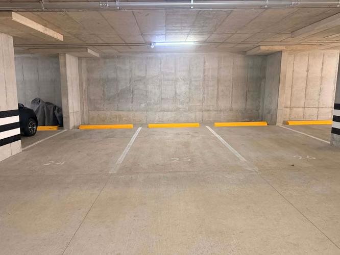 ALQUILER DE APARTAMENTO EN URUKA POINT*