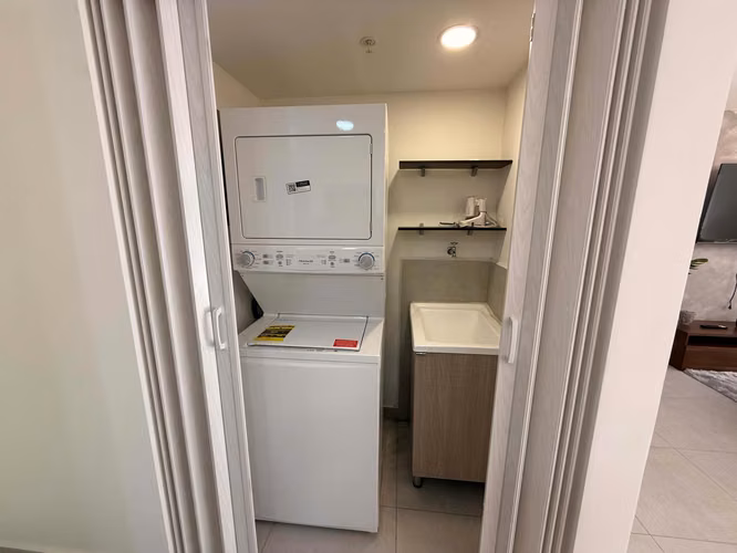 ALQUILER DE APARTAMENTO EN URUKA POINT*