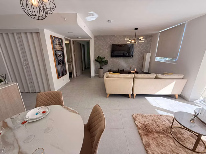 ALQUILER DE APARTAMENTO EN URUKA POINT*