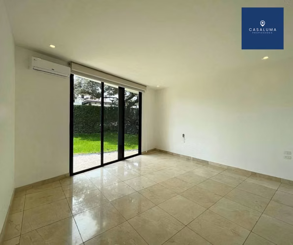 VENTA DE CASA DE LUJO  625MTS