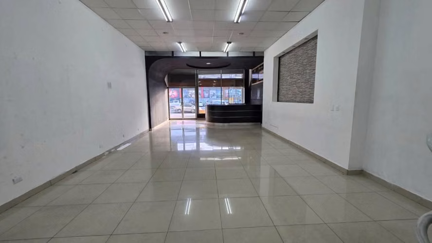 Local Comercial Rohromoser 225m-parqueo - Imagen 12