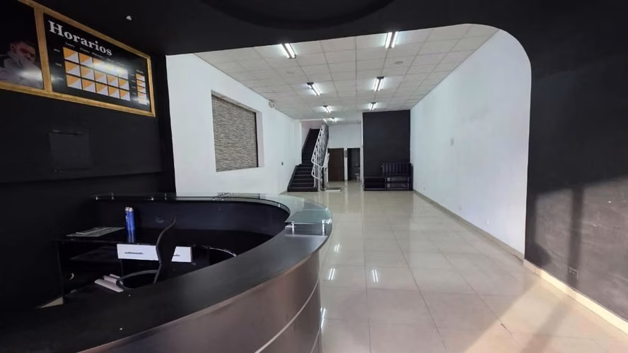 Local Comercial Rohromoser 225m-parqueo - Imagen 6