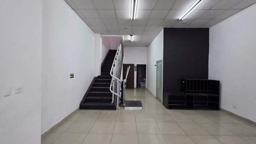 Local Comercial Rohromoser 225m-parqueo - Imagen 13