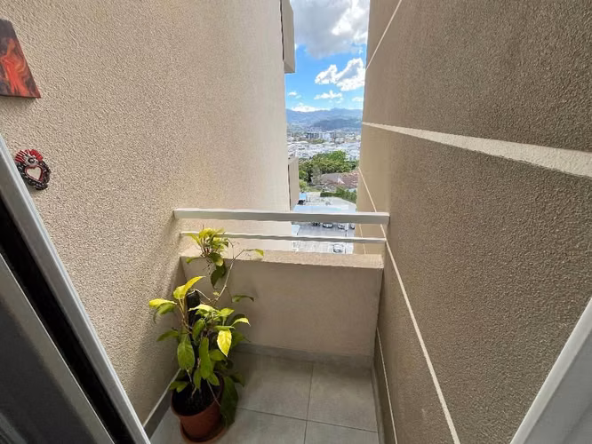 Se alquila apartamento Amueblado en condominio Monte Alto en Curridabat