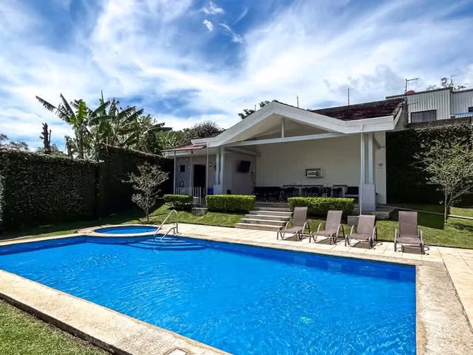 Townhouse en Venta en San Antonio de Escazú | Condominio Familiar | ID 25503