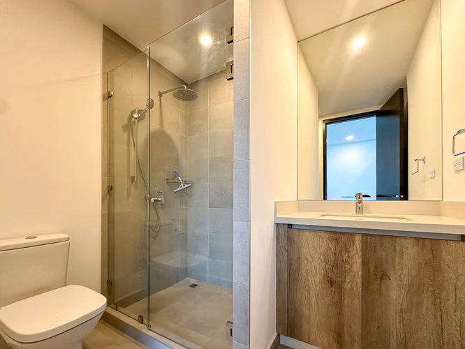 VENTA DE PENTHOUSE EN 203 GUACHIPELIN CON TERRAZA PRIVADA