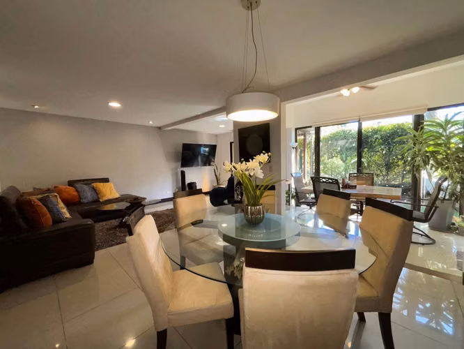 VENTA DE CASA ESQUINERA EN CONDOMINIO PARQUES DEL SOL - SANTA ANA
