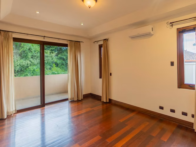 VENTA DE CASA EN CONDOMINIO HACIENDA LINDORA - SANTA ANA - Imagen 16