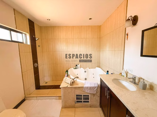 VENTA DE CASA EN RÍO SEGUNDO DE ALAJUELA