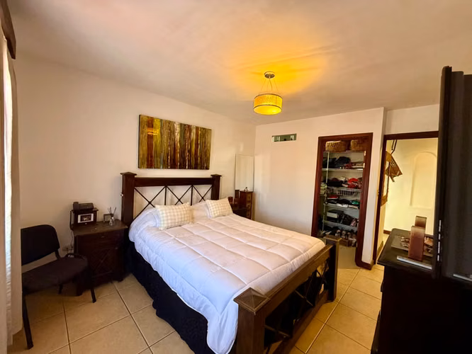 VENTA DE CASA INDEPENDIENTE - EN RESIDENCIAL - CURRIDABAT