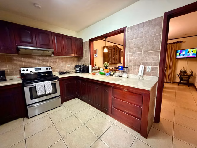 VENTA DE CASA INDEPENDIENTE - EN RESIDENCIAL - CURRIDABAT