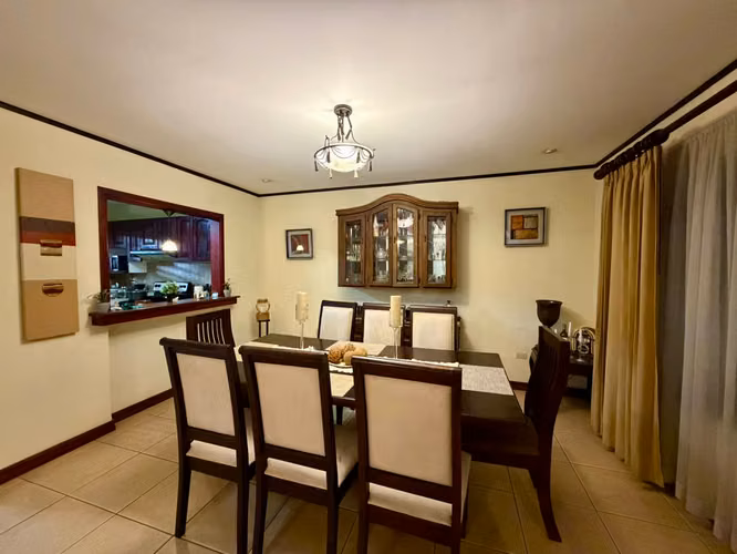 VENTA DE CASA INDEPENDIENTE - EN RESIDENCIAL - CURRIDABAT