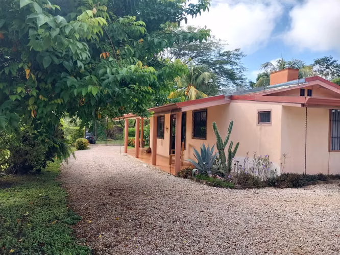 Casa quinta en Sardinal - Playas del Coco con terreno de 2.730m cerca de campo de Golf - Imagen 7