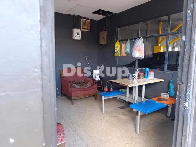 Venta de parqueo en San José, completamente habilitado. - Imagen 9