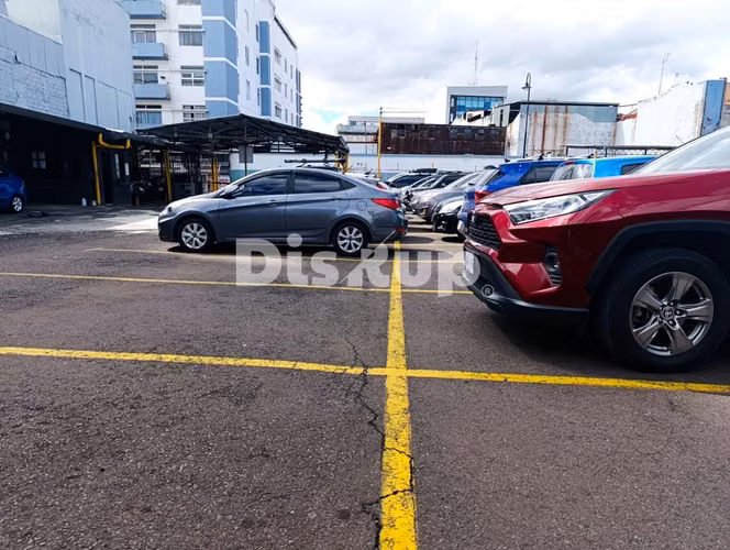 Venta de parqueo en San José, completamente habilitado. - Imagen 8