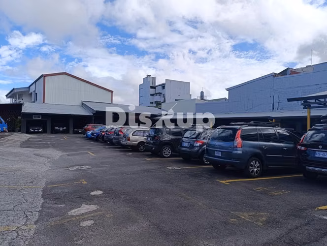 Venta de parqueo en San José, completamente habilitado. - Imagen 10