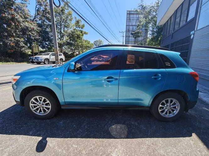 Mitsubishi ASX 2011