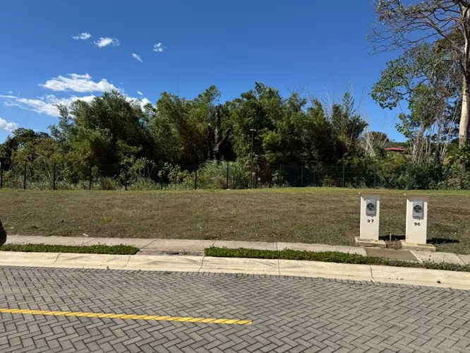 Venta de Lote en Condominio Dulúa en Grecia Alajuela - Imagen 12