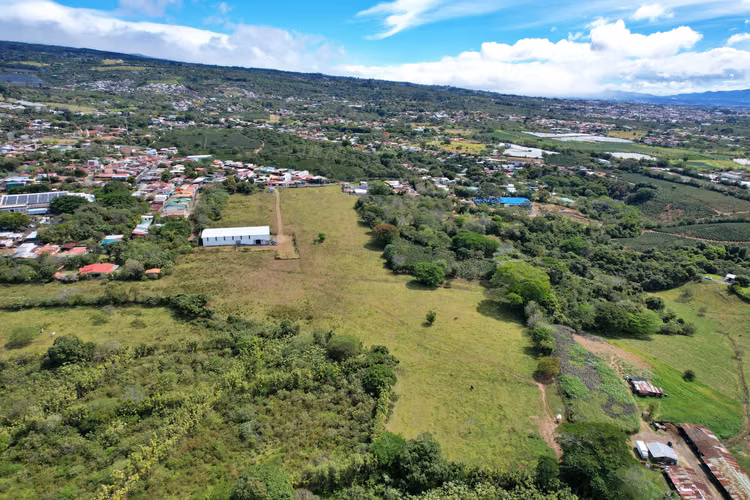 Terreno desarrollo residencial, industrial y comercial, Heredia. (FAU)