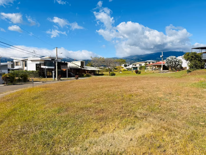 LOTE EN VENTA, ALAJUELA, GRECIA, CONDOMINIO PALMA REAL - Imagen 4