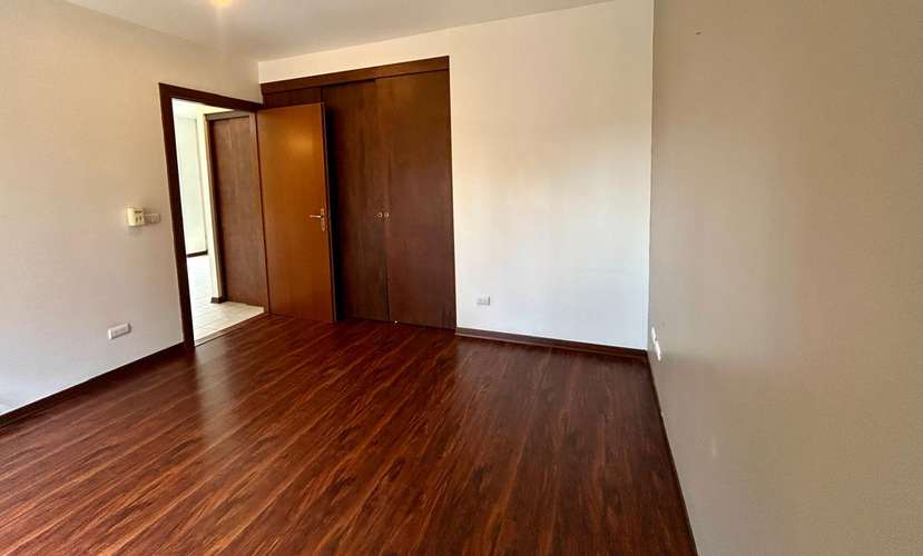 Alquiler de Apartamento en primera planta - Escazú - Imagen 7