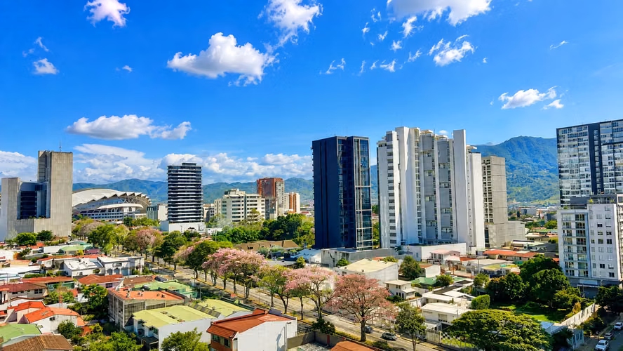 Apartment in Nunciatura - 124; Ideal for Living or Investing - 124; Premium Threats