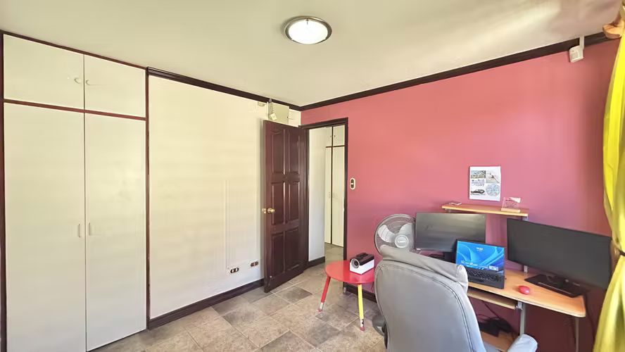 Casa en Venta en Condominio. Excelente ubicacion en Guachipelín de Escazú