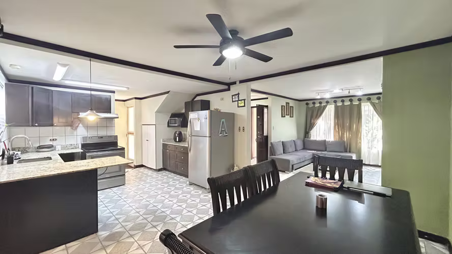 Casa en Venta en Condominio. Excelente ubicacion en Guachipelín de Escazú