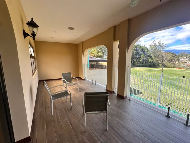ALQUILER DE TOWNHOUSE, AMUBELADO, CARIARI DE HEREDIA, 340 m2 - Imagen 20