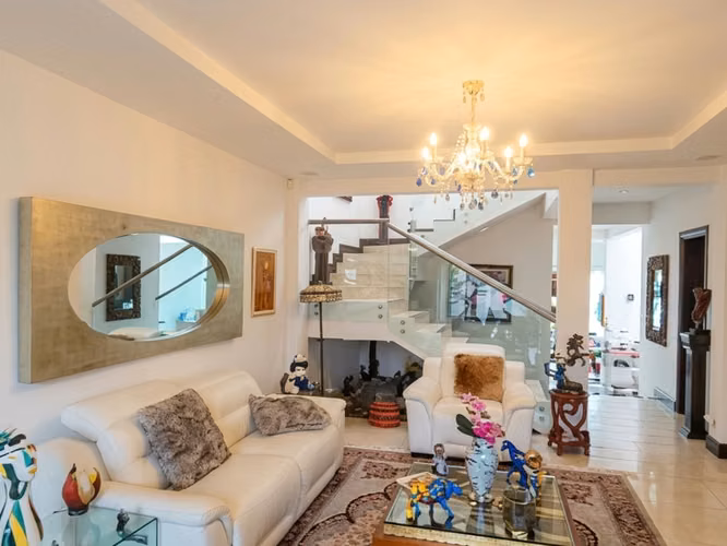 Casa en Venta Loma Real Escazu