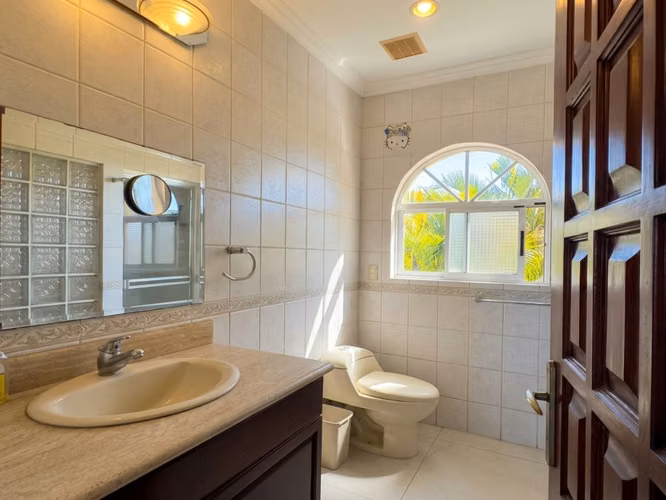 EXCLUSIVA CASA EN VENTA | CONDOMINIO LA JOLLA, BELÉN