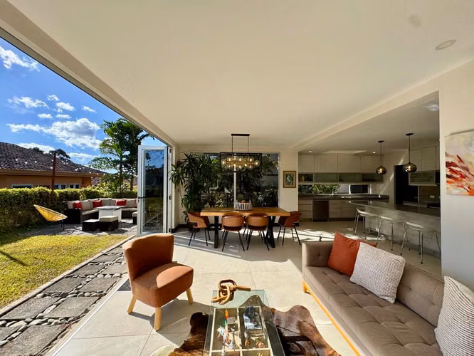 Se Vende hermosa casa en Colonias de Montealegre