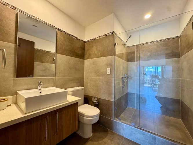 Se Alquila hermoso apartamento en Vía Natura - Imagen 13