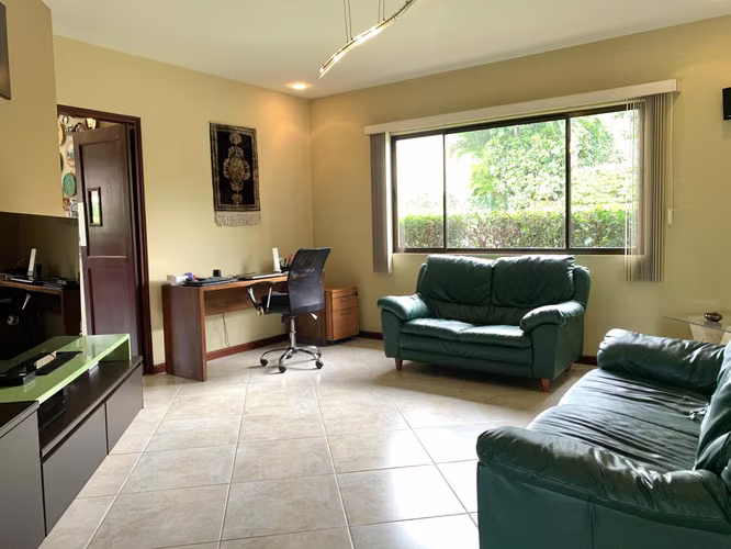 VENTA DE CASA DE UNA PLANTA, EN CONDOMINIO, SANTA ANA, PIEDADES - Imagen 9