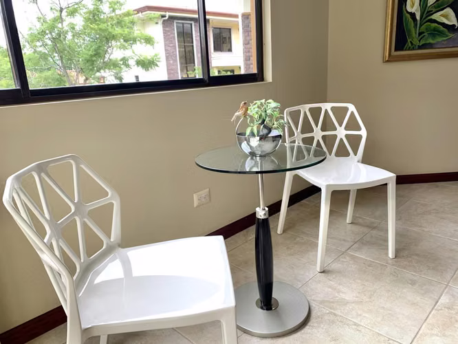 VENTA DE CASA DE UNA PLANTA, EN CONDOMINIO, SANTA ANA, PIEDADES - Imagen 12