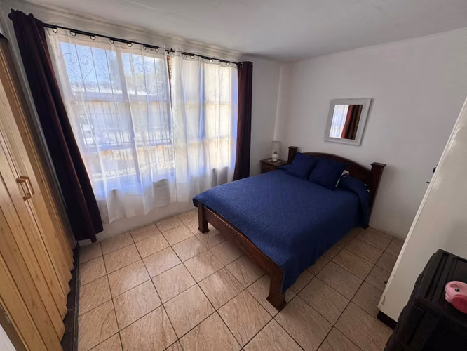 Venta de casa en Urbanización Palo Grande en Desamparados Centro -EU