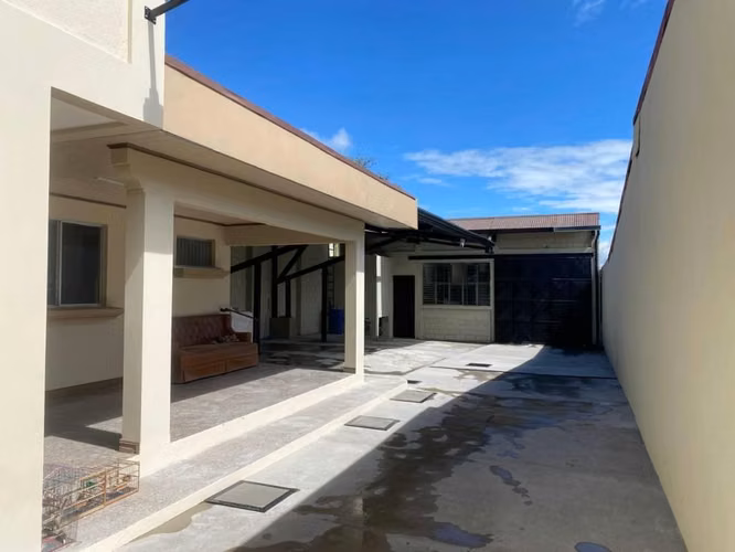 Venta de Casa en Cartago,Cerca de la Iglesia Los Angeles - Imagen 2