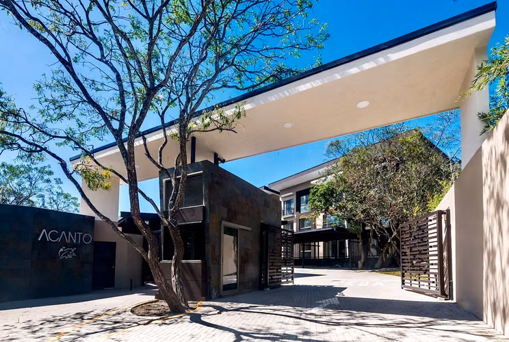 Apartamento Del Bosque – Condominio Acanto, Brasil de Mora, Santa Ana